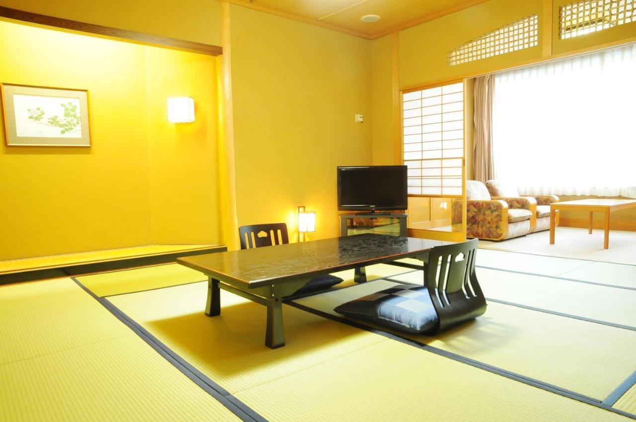 Echigo Yuzawa Onsen Sakura Tei Hotel Ngoại thất bức ảnh